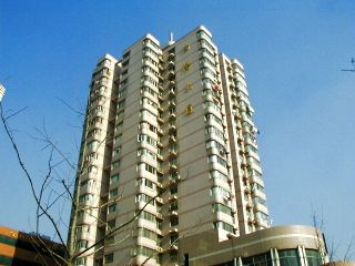 2002-1228-007-l.jpg