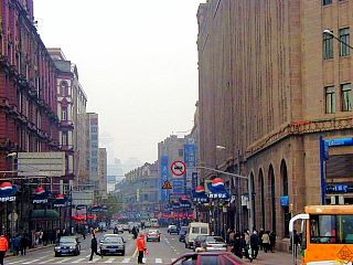 2002-1230-018-l.jpg