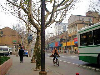 2002-1230-161-l.jpg