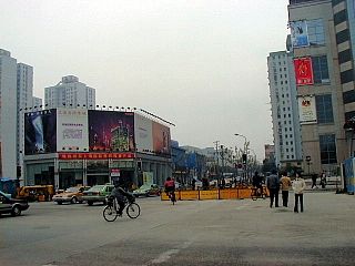 2003-0106-030-l.jpg